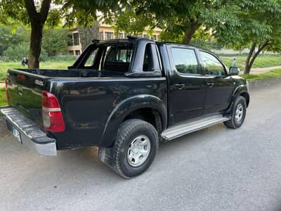 Toyota Hilux 2008 Islamabad