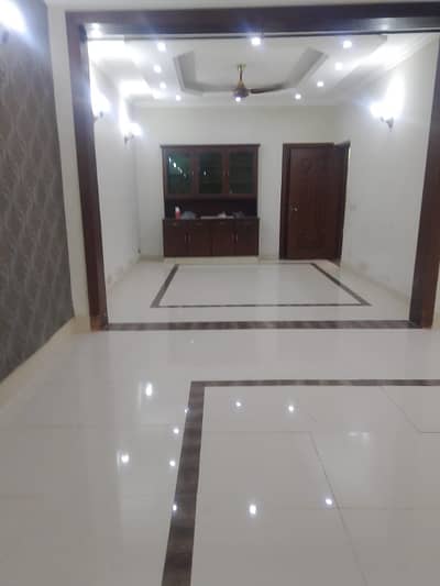 Silent Office + Family 5 Bed 2 Kitchen 2 Tvl 2 Store Room 1 Drawing room 1 Tares Lawn 2 Servent Covater Marble + Tail Floring Washroom Tail Wood Work