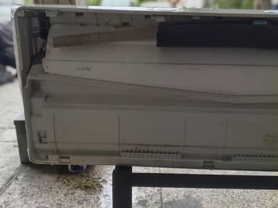 Haier brand new ac r32 gass