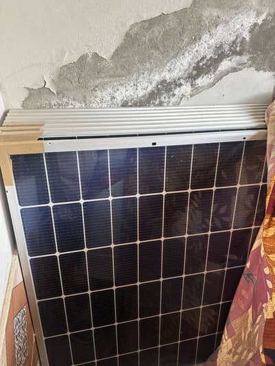 Brand New Canadian Solar 585W (8 Panels) + Complete L2/L3 Structures