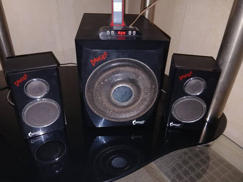speakers 2