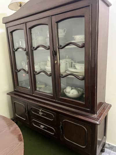 crockery showcase