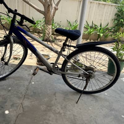 Kingdom Bicycle(with shimano gears) Hardtail mountain bike