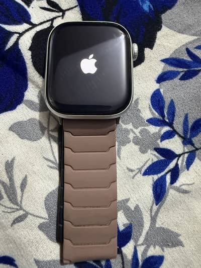 Apple Watch Series 11, 42mm, Silver (Used 3 Months