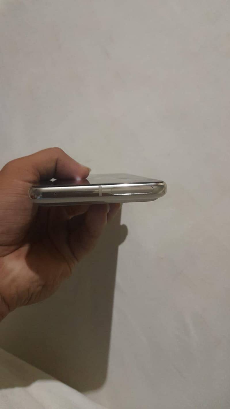 google pixel 8 pro 3