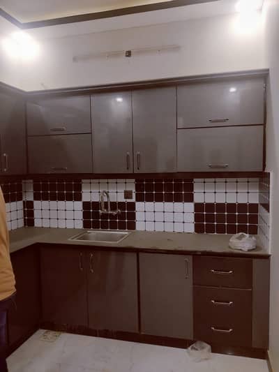 Spacious Prime Location Upper Portion Is Available In Nazimabad 3 - Block G For sale