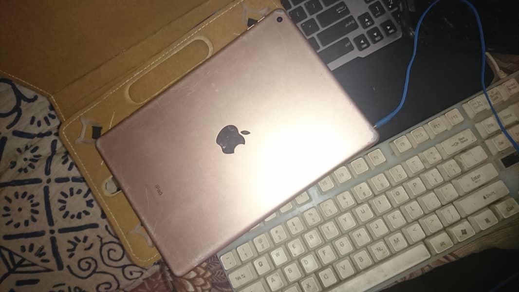 Ipad 8th gen with box 2