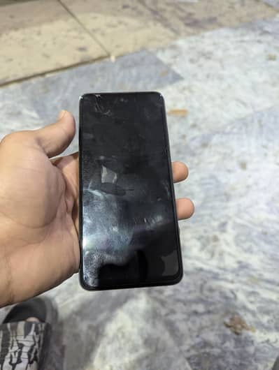 infinix hot 40i with box all okay 10.9 condition 8+8 128gb