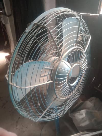 iron fan