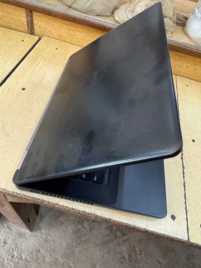 Dell latitude E5470 8