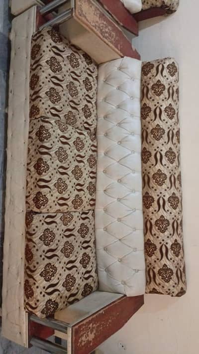 Sofa set in good condition for sale