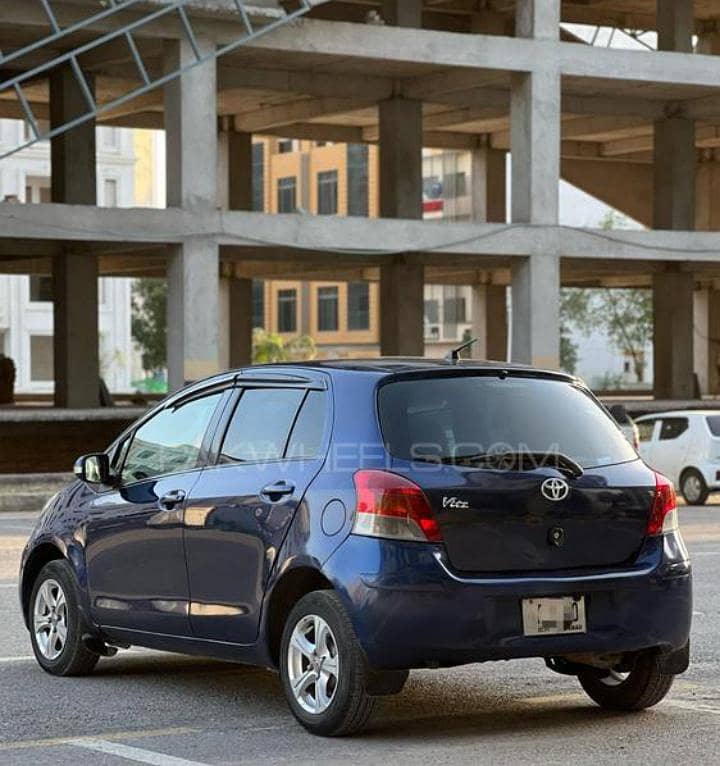 vitz 2008 6