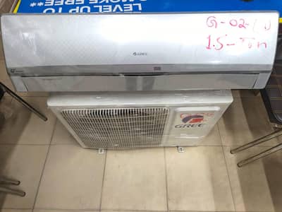 1.5 ton DC inverter Gree G10 heat and cool/0321/080/77/77/