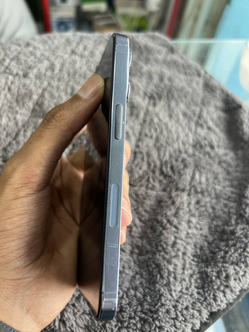 iPhone 13 pro 1