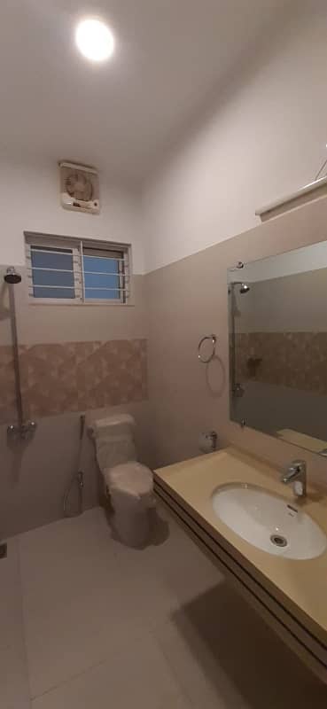 14 marla upper portion for rent