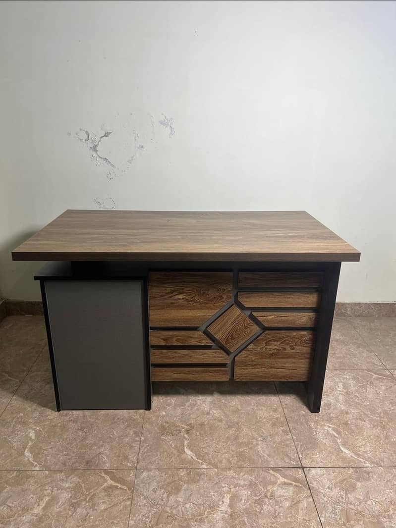 Executive table /  Study Table / office desk / computer table /Manager 11