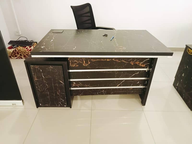 Executive table /  Study Table / office desk / computer table /Manager 13