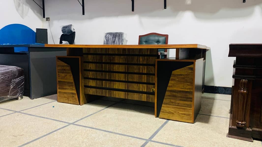 Executive table /  Study Table / office desk / computer table /Manager 14