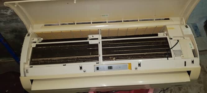 Orient 1.5 ton split Ac