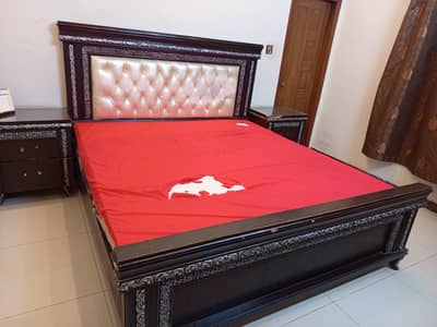 bed set with mirror (without mattress)