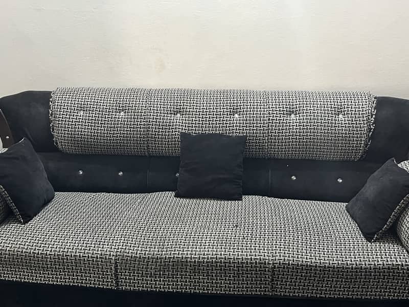 Sofa set 0