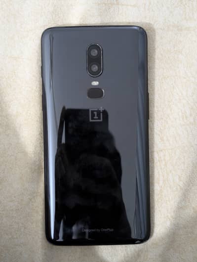 One plus 6 - better than oppo vivo Samsung xiaomi