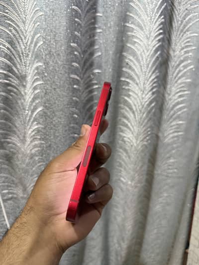Iphone 13 128 gb battery 86 icloud ki change he battery original