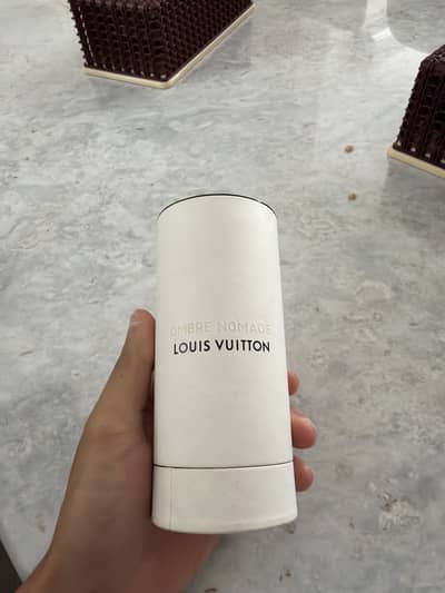 Louis Vuitton 5B01