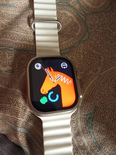 smart watch with charger and 4 high quality straps