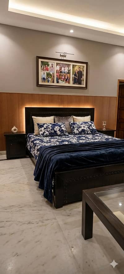 Bed Set for Sale and a Center Table