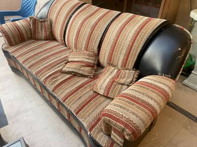 7 seater sofa set urgent sale