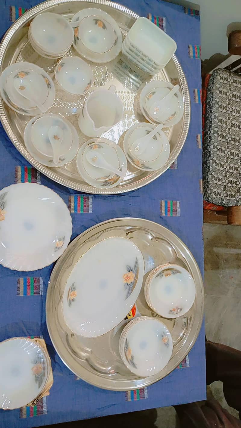 Dinner + Tea set 8