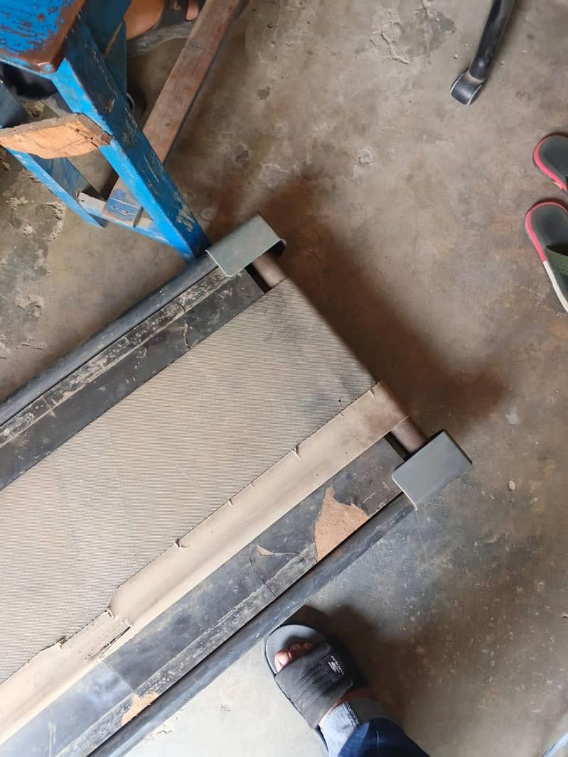 Treadmill 4