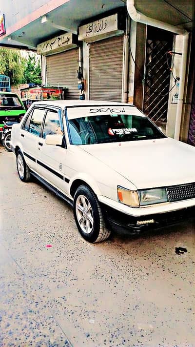 Corolla 86
