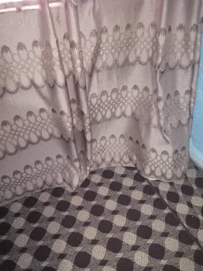 CURTAINS 8  FT WD 4 FT EXCLLENT CONDITION