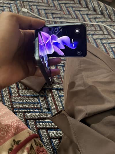 Samsung Galaxy Z Flip 3 Pta approved physical dual sim 8GB/128GB