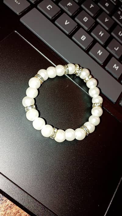 Charm Bracelet's set  for only 650