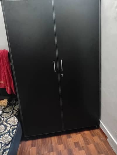 AoA I wants to sell my Cuboard in brand new Condition.
