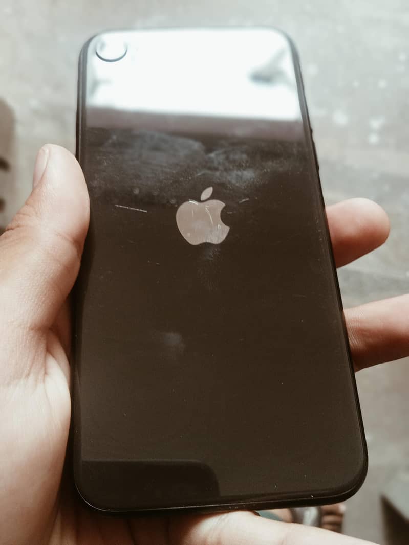 Iphone SE 2nd generation 0