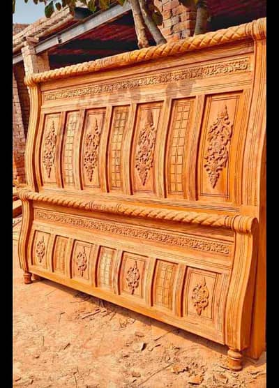 king bed/chinioti bed/solid bed/wooden bed set/sofa/almari/showcase