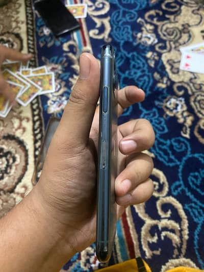 iPhone 11 pro factory unlock