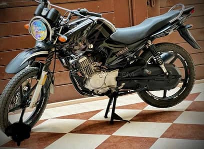 YAMAHA YBR CG 125
