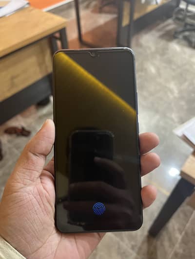 Vivo V21 front finger touch