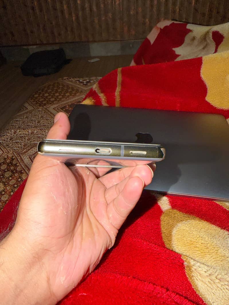 Google Pixel 6a 5