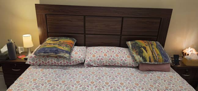 Bed Set & Chest of Drawers