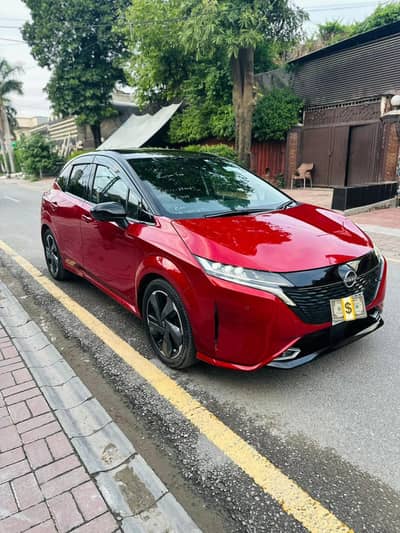 NISSAN NOTE AURA G LEATHER EDITION 1.2