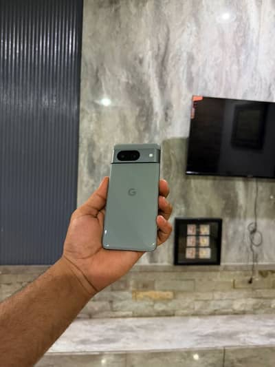 Google pixel 8