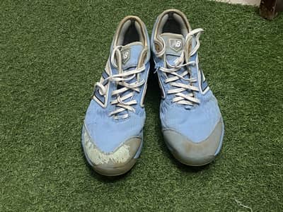 New balance spikes