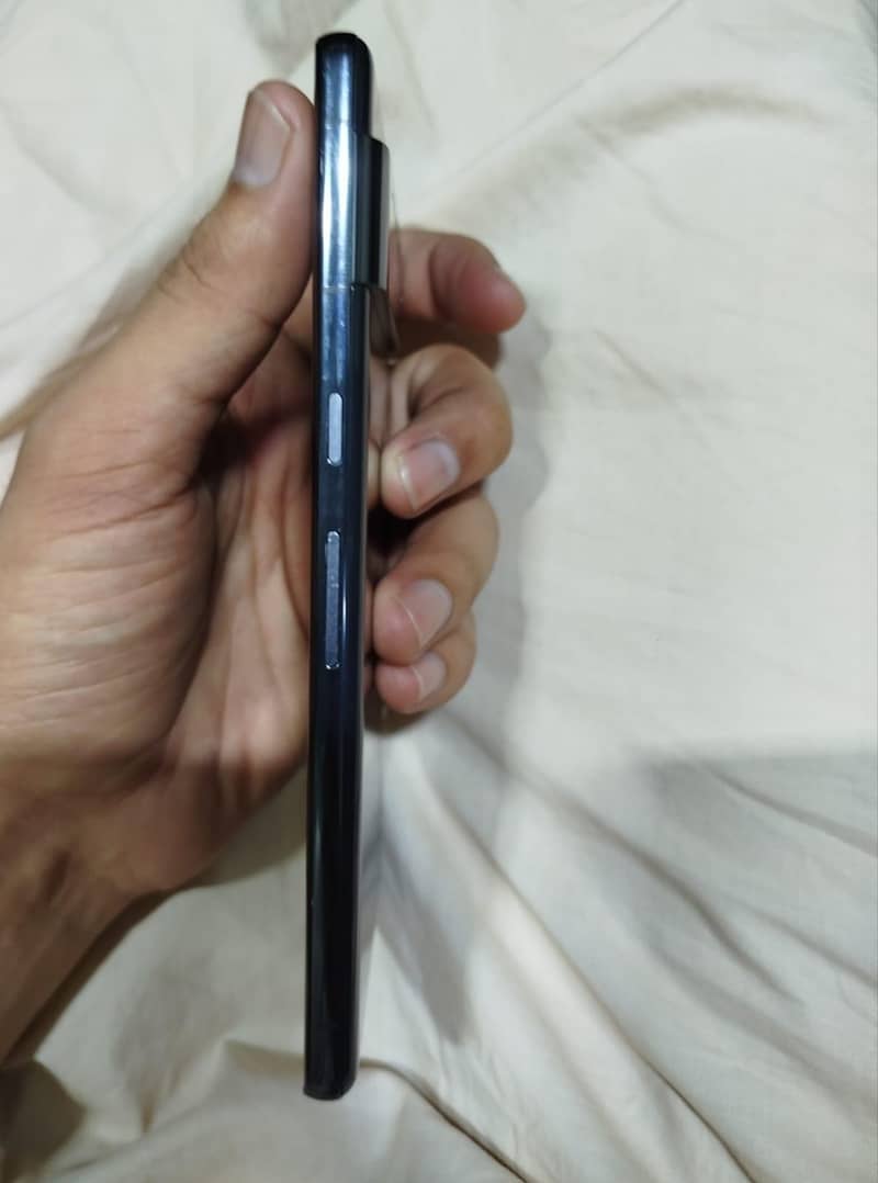 Google pixel 7 pro 4