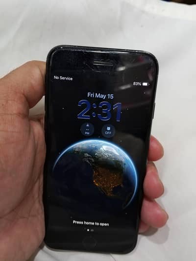 iphone se2020 64 gb battery health 83%